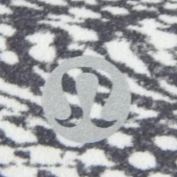 Lululemon Align 21" Crop Swerve Vapor Metal Gray - Picture 4 of 4